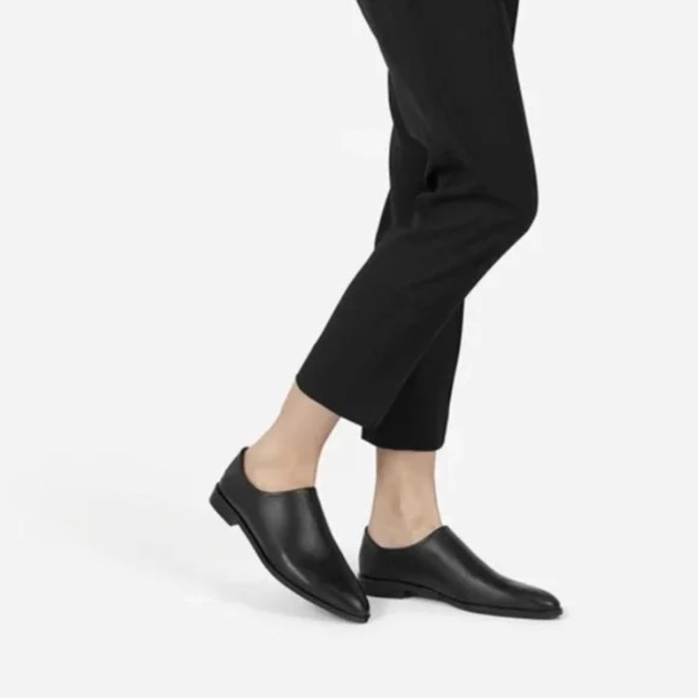 EVERLANE The Modern Babo Leather Loafers Mule in Black
